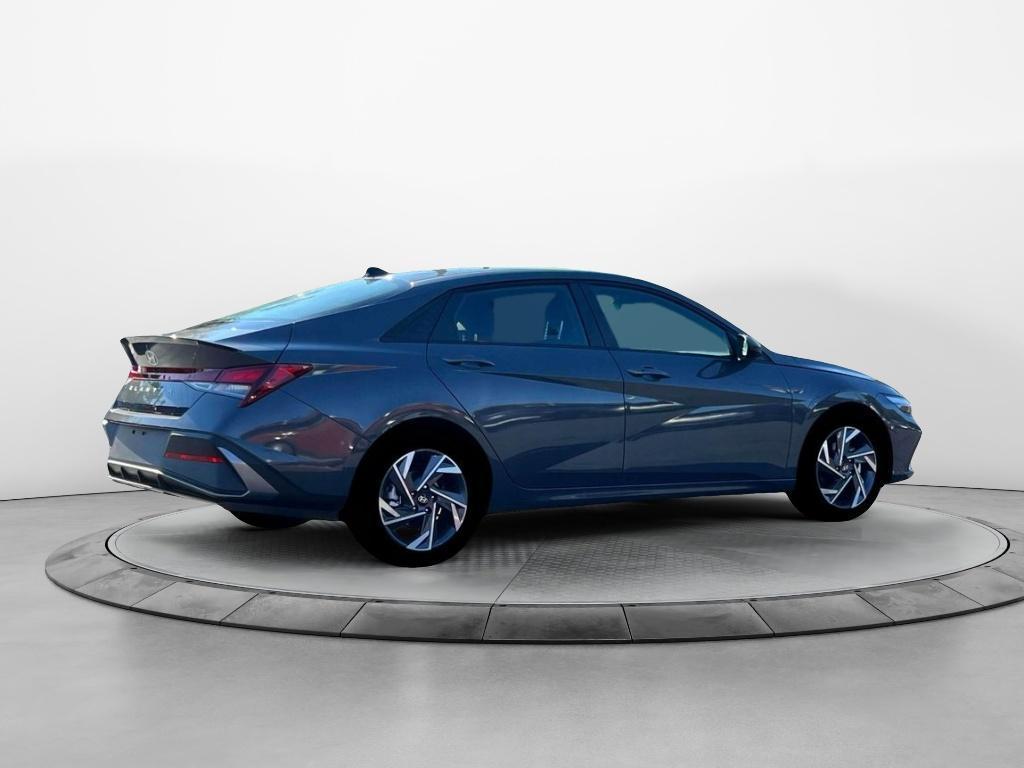 new 2025 Hyundai Elantra car, priced at $23,615