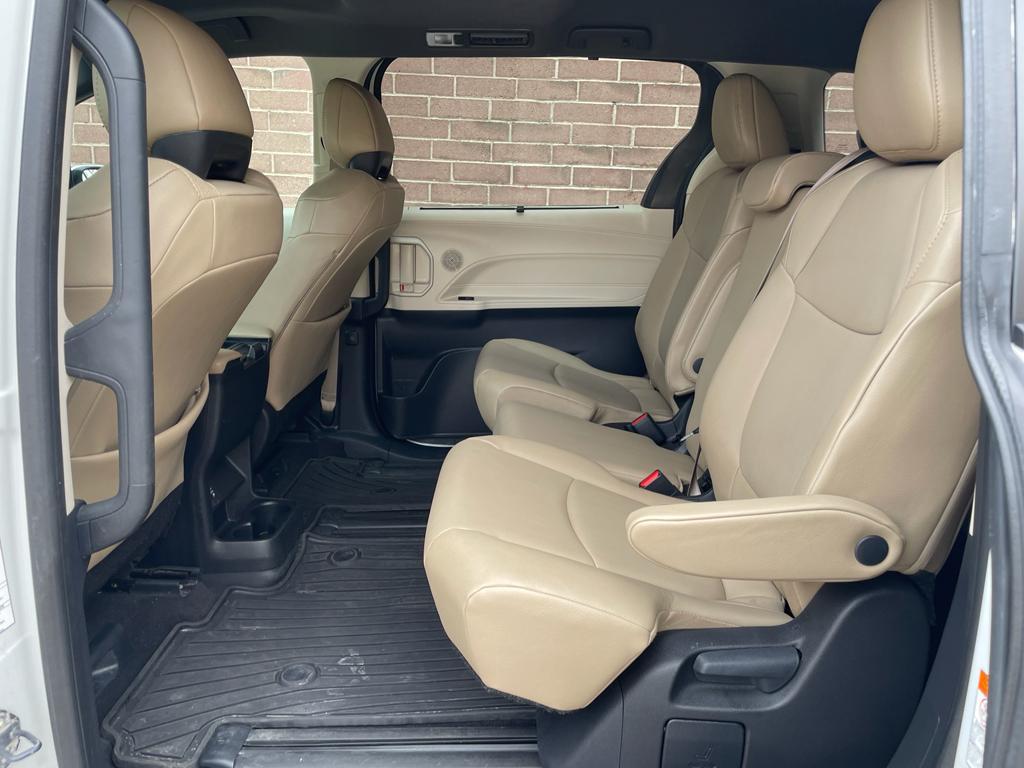 used 2023 Toyota Sienna car, priced at $38,997