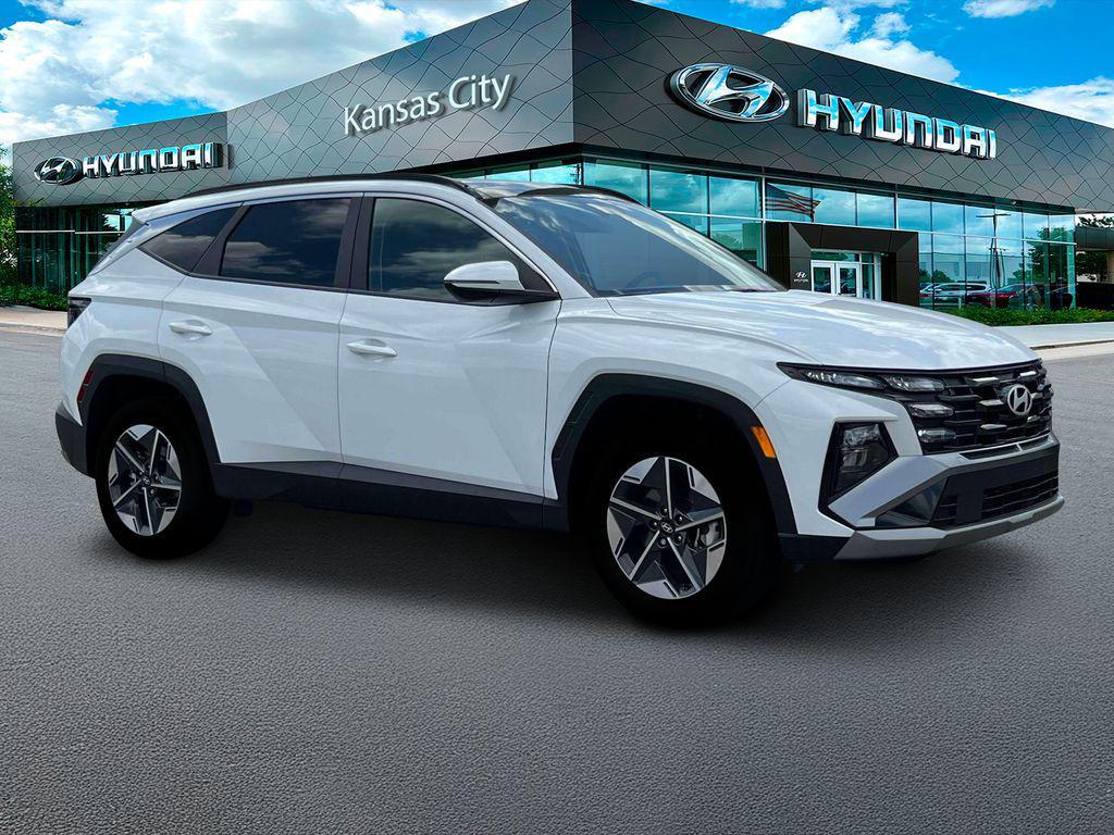 new 2025 Hyundai TUCSON Hybrid car, priced at $38,800