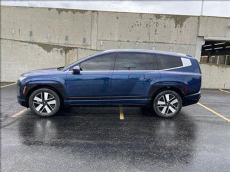 new 2026 Hyundai IONIQ 9 car, priced at $68,710