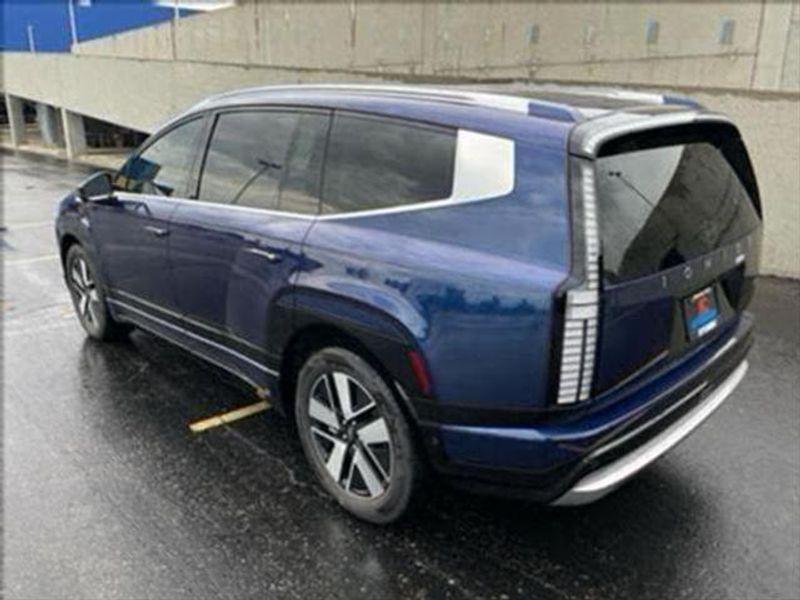 new 2026 Hyundai IONIQ 9 car, priced at $68,710