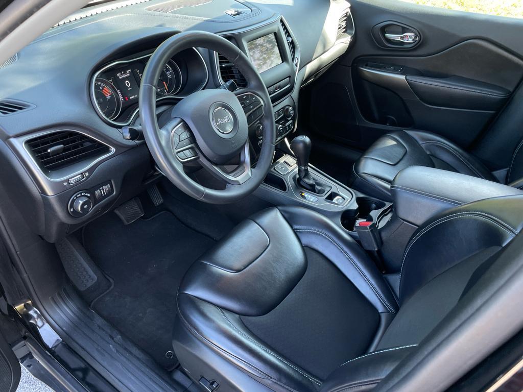 used 2020 Jeep Cherokee car, priced at $14,594