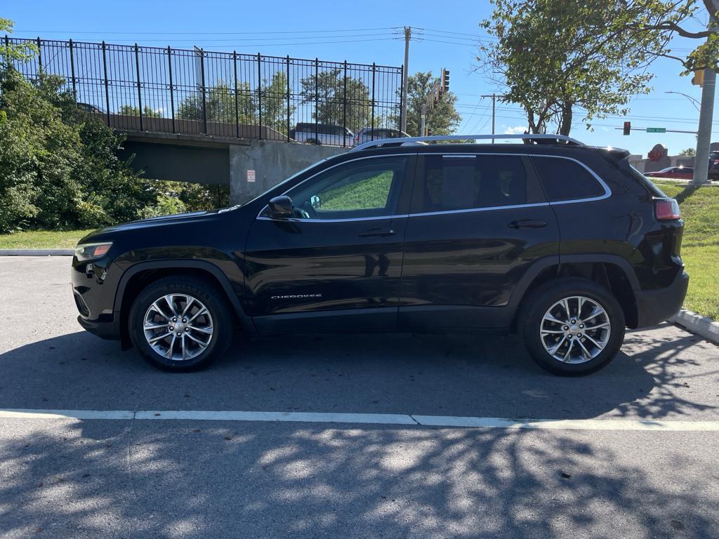 used 2020 Jeep Cherokee car, priced at $14,594