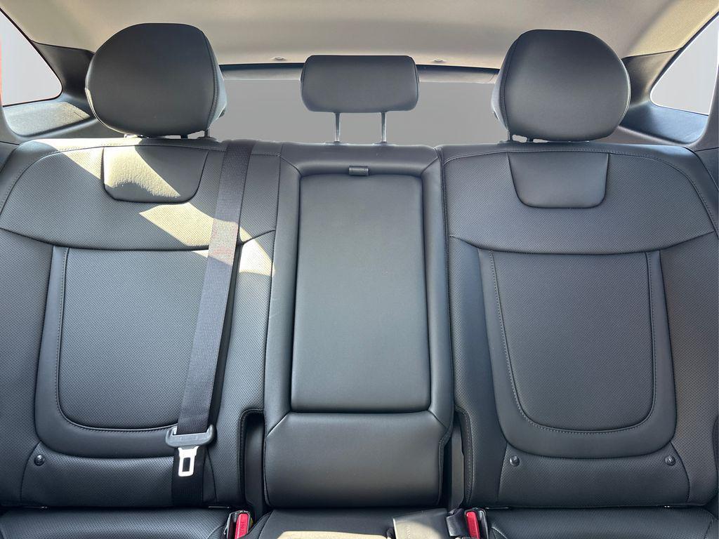 new 2025 Hyundai TUCSON Hybrid car, priced at $38,031