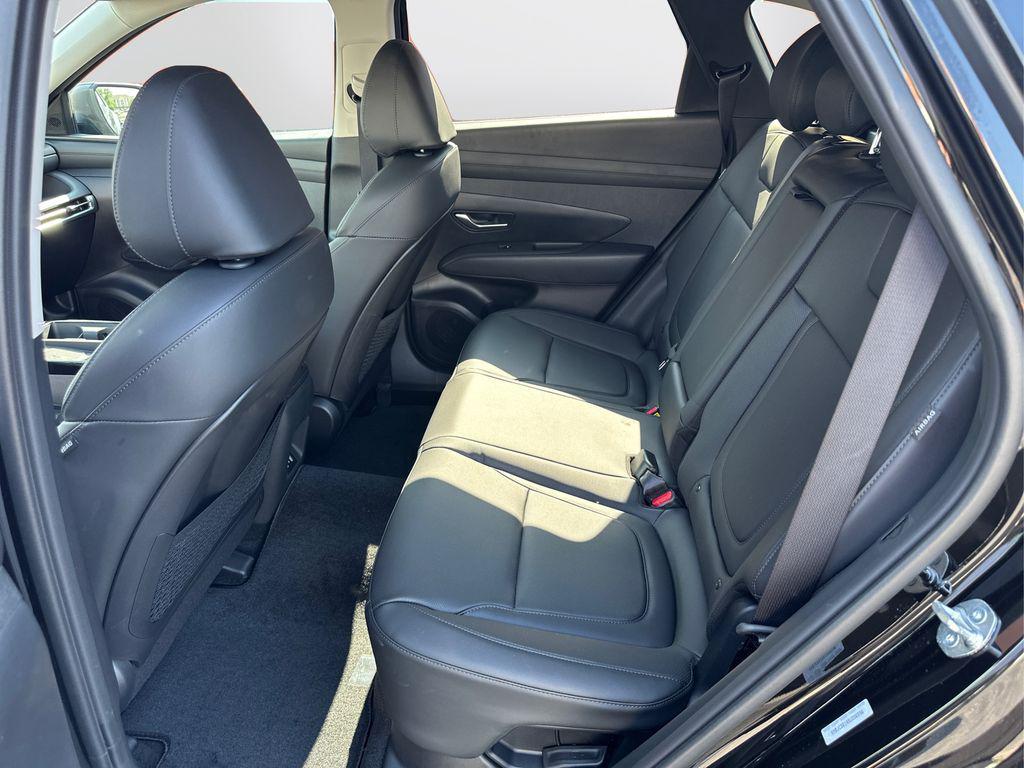 new 2025 Hyundai TUCSON Hybrid car, priced at $38,031