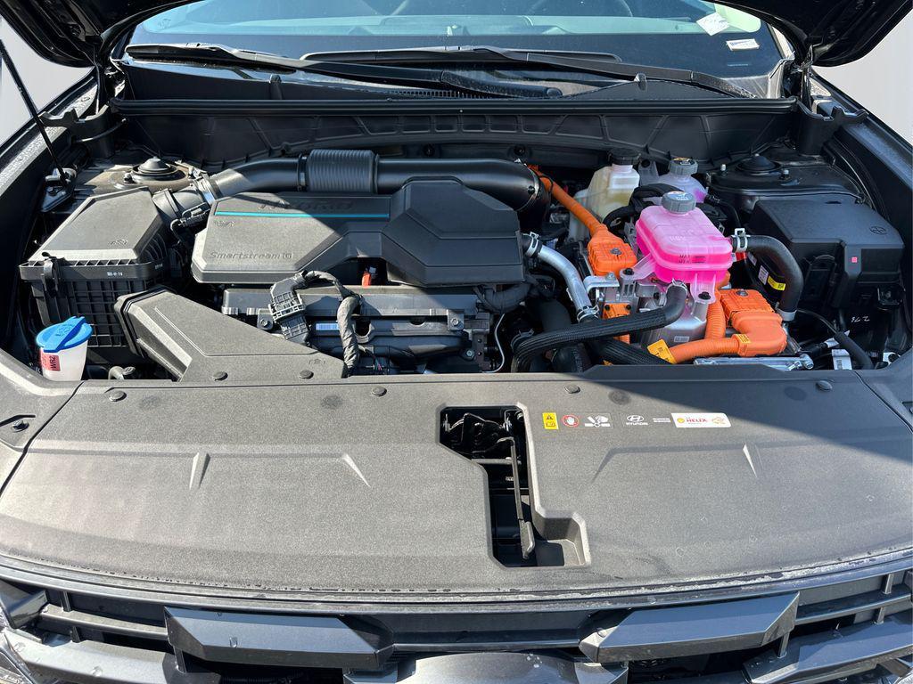 new 2025 Hyundai TUCSON Hybrid car, priced at $38,031