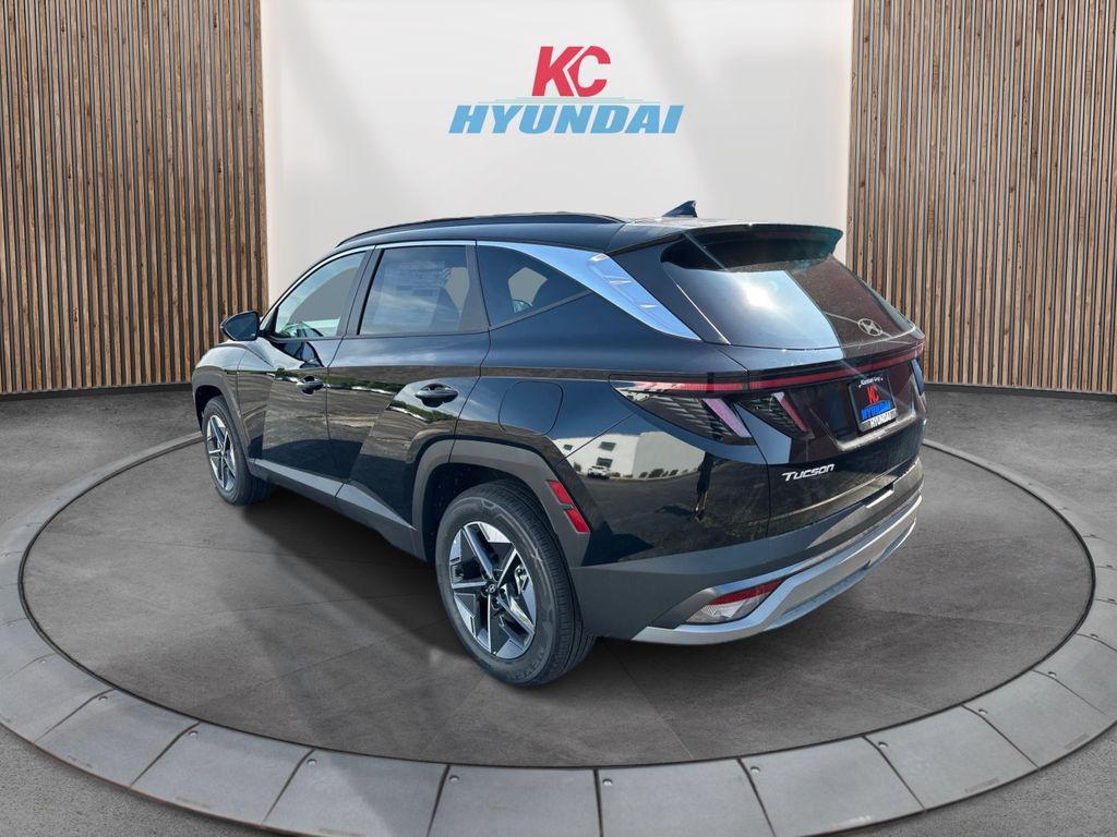 new 2025 Hyundai TUCSON Hybrid car, priced at $38,031
