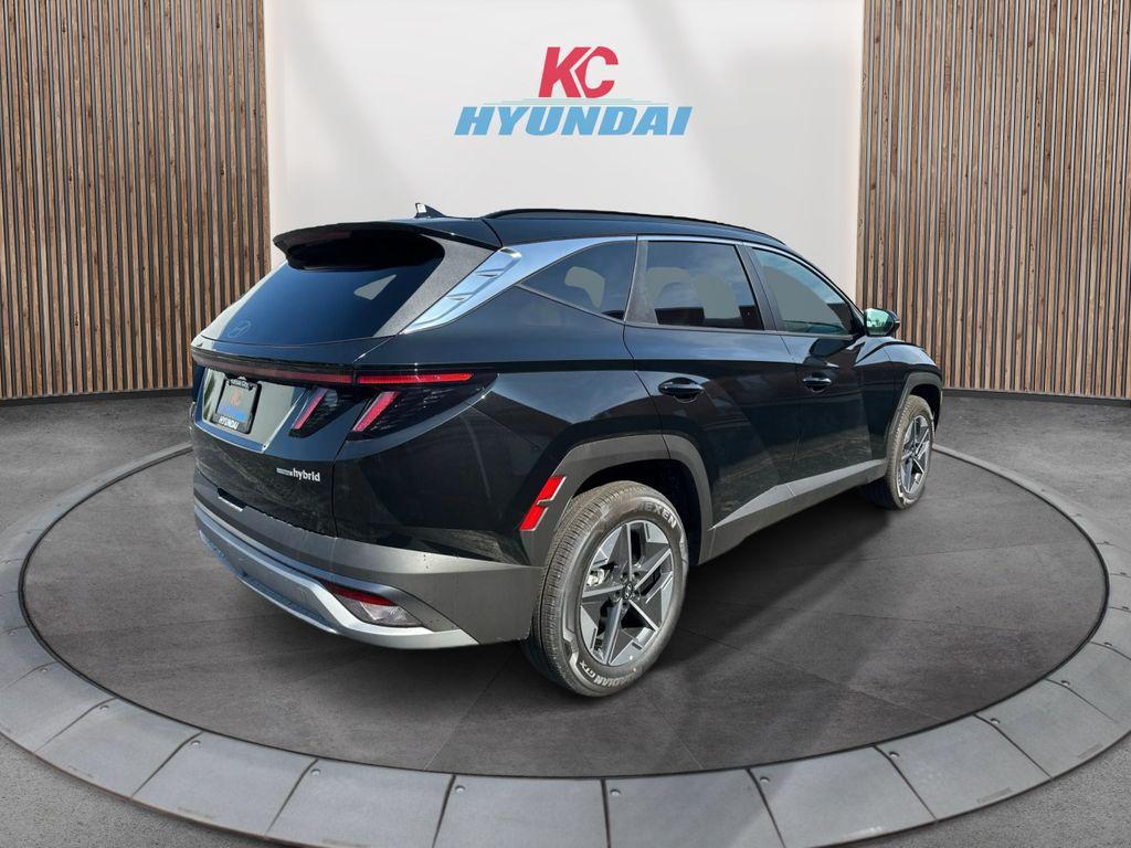 new 2025 Hyundai TUCSON Hybrid car, priced at $38,031