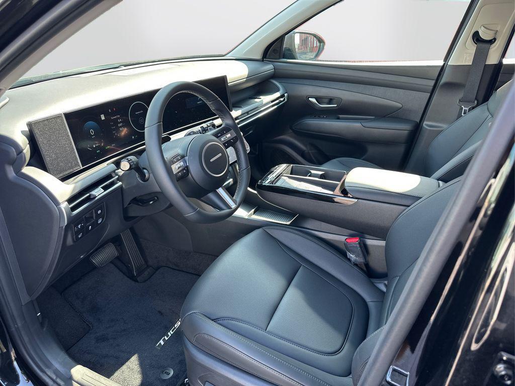 new 2025 Hyundai TUCSON Hybrid car, priced at $38,031