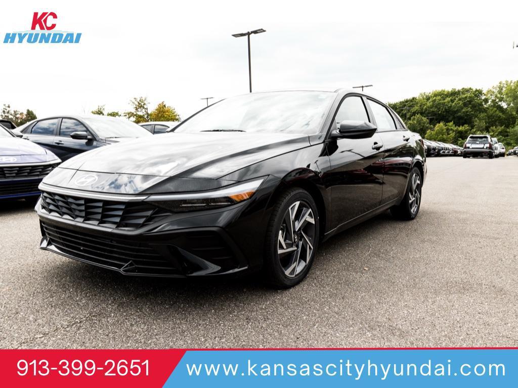 new 2025 Hyundai Elantra car, priced at $24,086