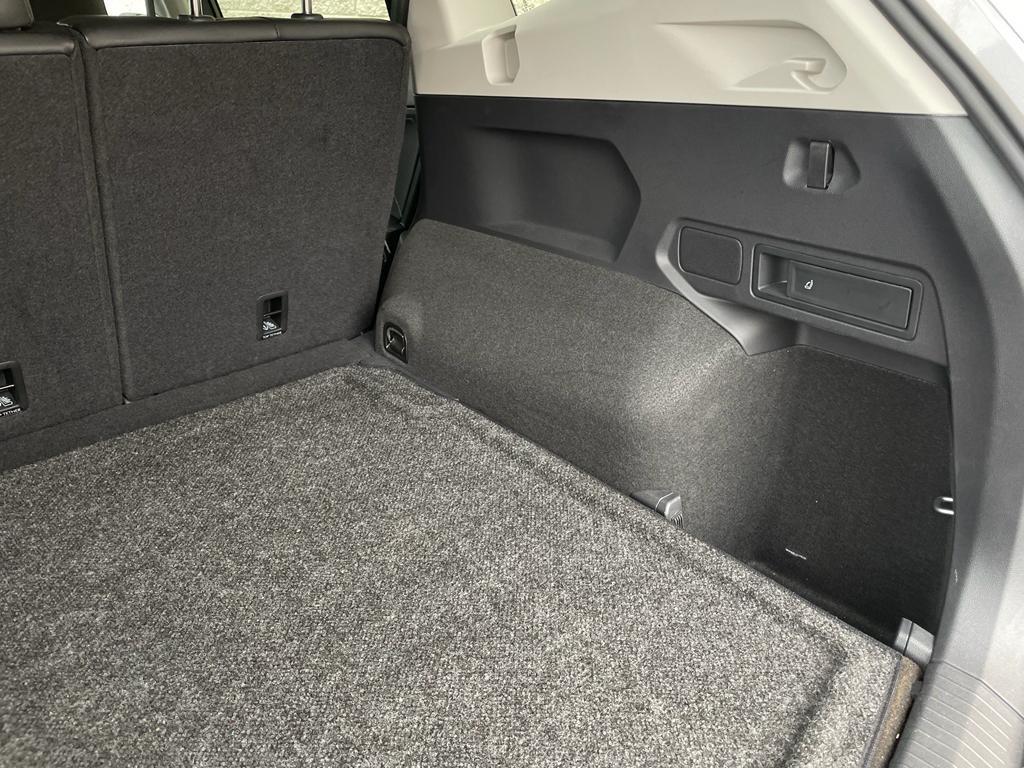 used 2024 Volkswagen Tiguan car, priced at $25,998