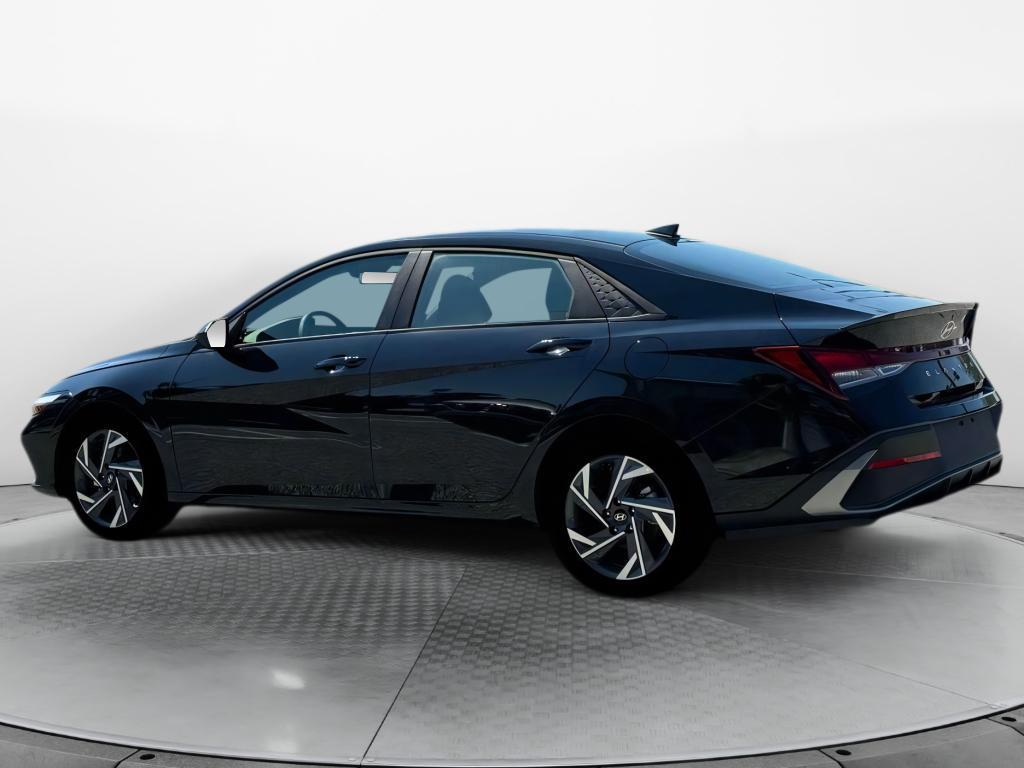 new 2025 Hyundai Elantra car, priced at $23,565