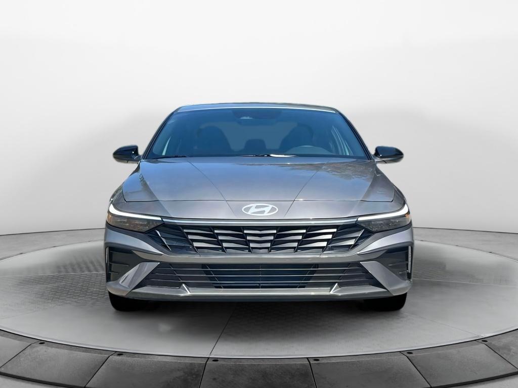new 2025 Hyundai Elantra car, priced at $23,615
