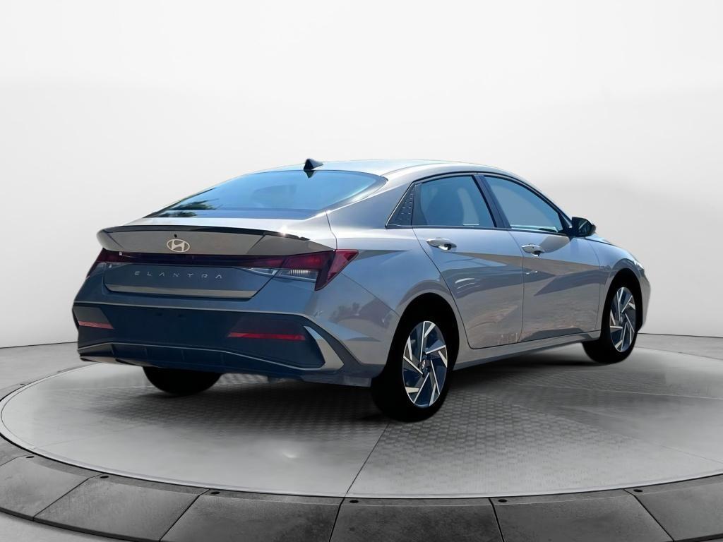 new 2025 Hyundai Elantra car, priced at $23,615