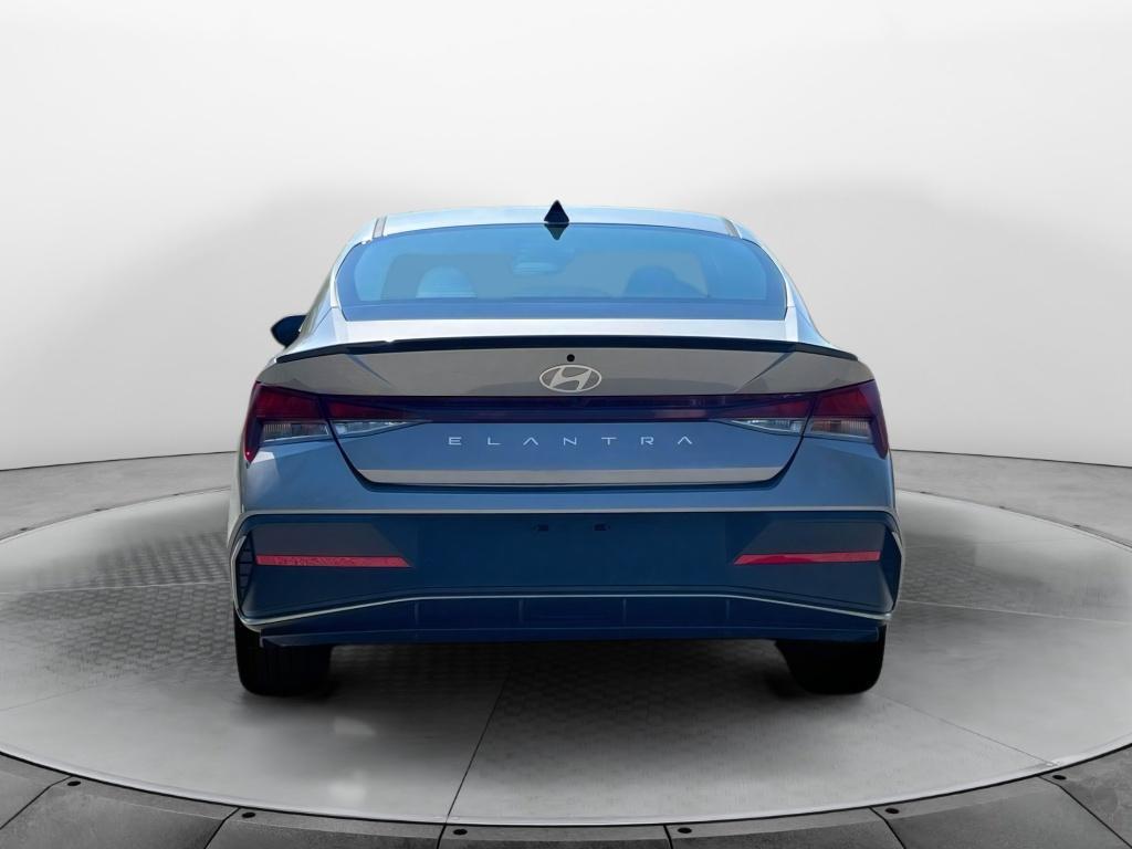 new 2025 Hyundai Elantra car, priced at $23,615