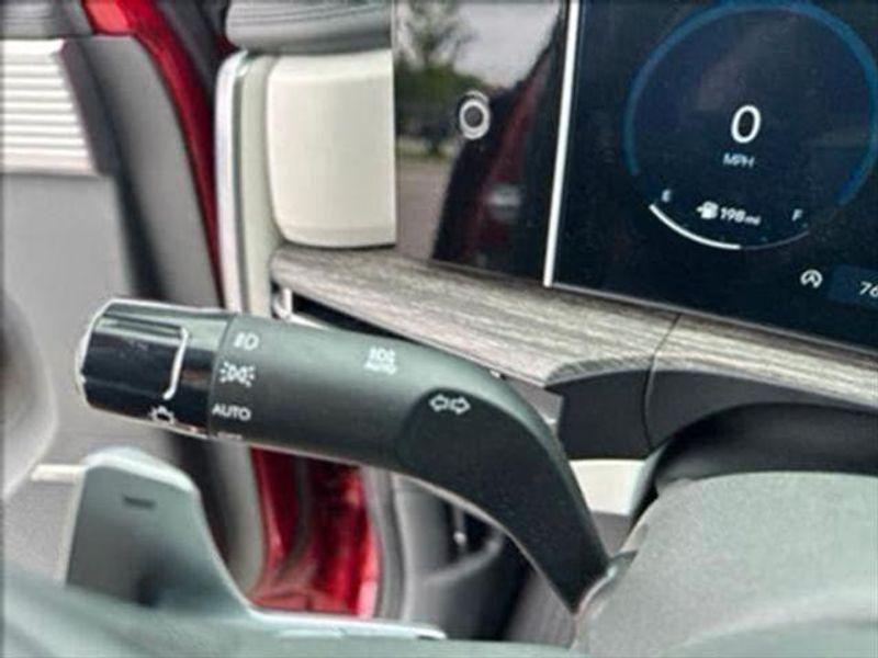 new 2025 Hyundai Santa Fe car, priced at $48,359