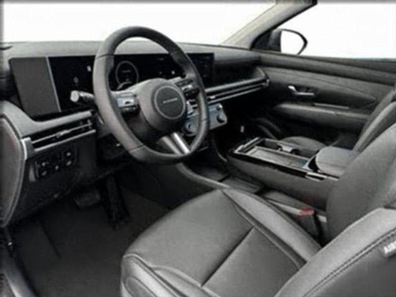 new 2025 Hyundai TUCSON Hybrid car, priced at $35,305