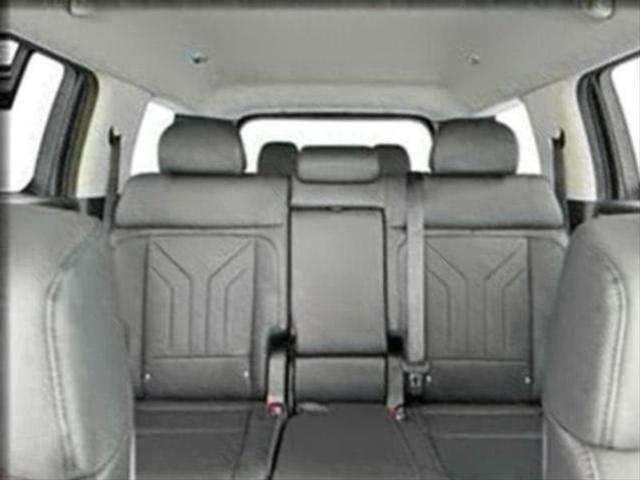 new 2025 Hyundai Santa Fe car, priced at $40,978