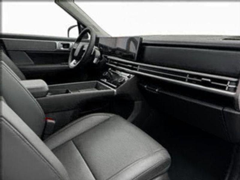 new 2025 Hyundai Santa Fe car, priced at $40,029