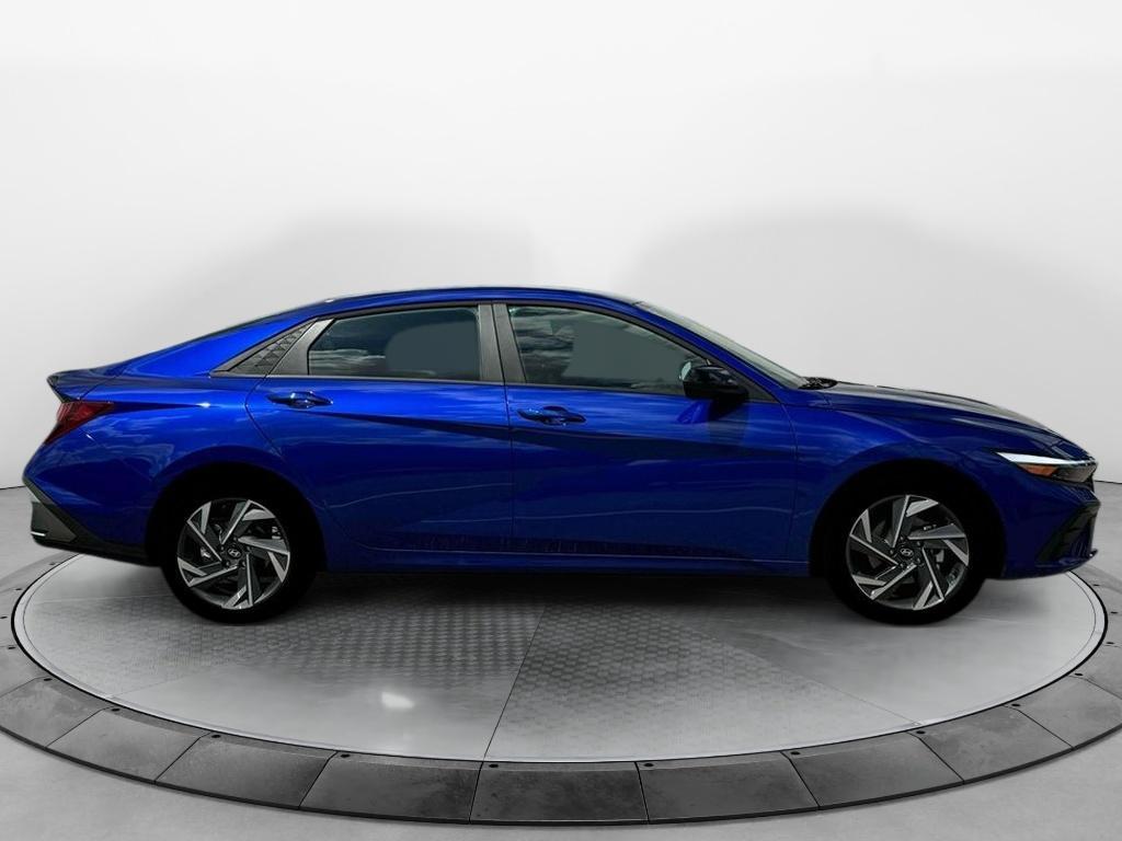 new 2025 Hyundai Elantra car, priced at $23,660