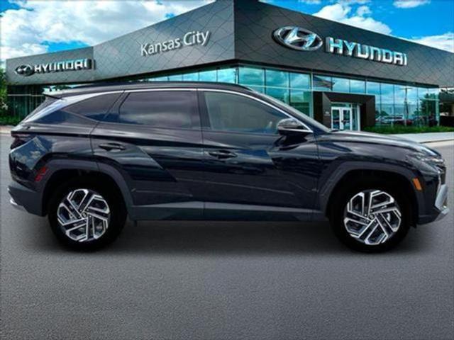 new 2025 Hyundai TUCSON Hybrid car, priced at $41,200