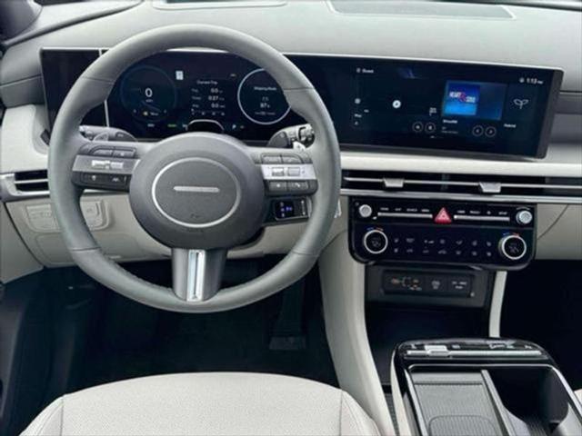 new 2025 Hyundai TUCSON Hybrid car, priced at $41,200