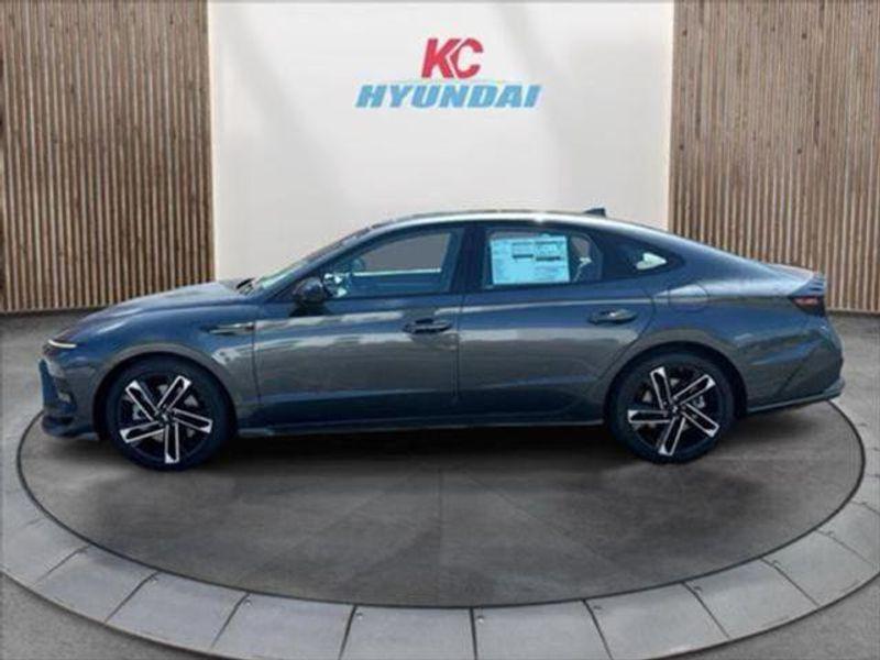 new 2025 Hyundai Sonata car, priced at $34,285
