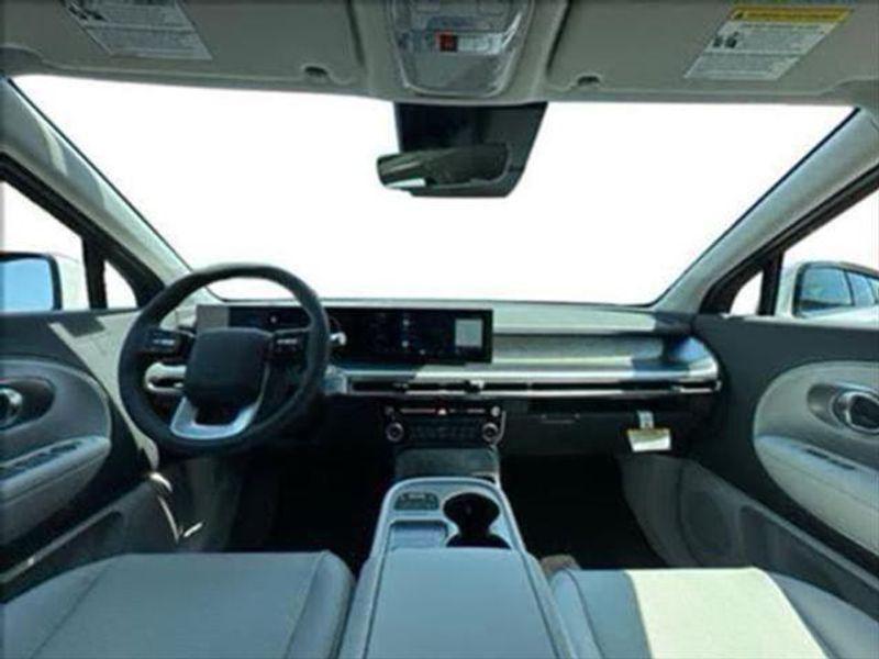 new 2026 Hyundai IONIQ 9 car, priced at $69,143