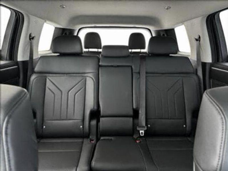new 2025 Hyundai Santa Fe car, priced at $38,489