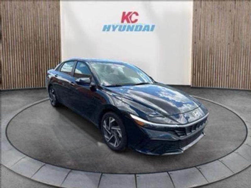 new 2025 Hyundai Elantra car, priced at $23,195