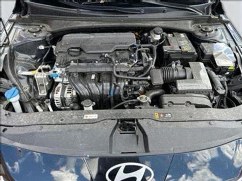 new 2025 Hyundai Elantra car, priced at $23,195