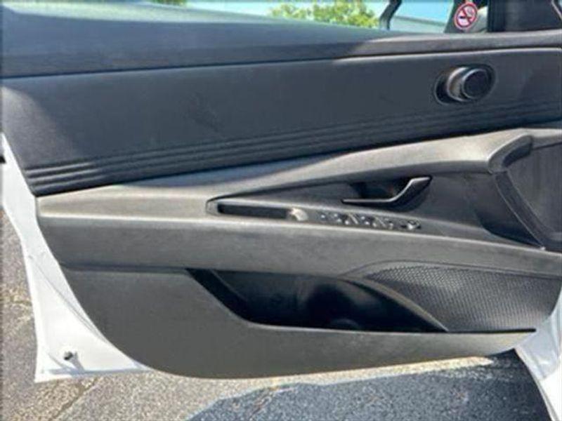 new 2025 Hyundai Elantra car, priced at $23,160