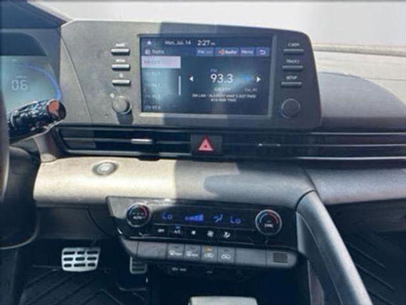 new 2025 Hyundai Elantra car, priced at $23,160
