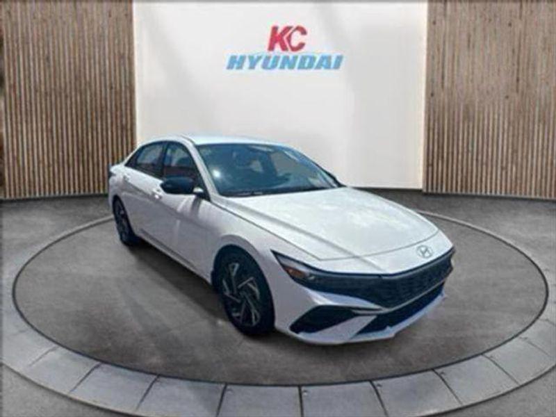new 2025 Hyundai Elantra car, priced at $23,160