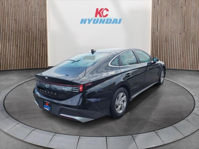 new 2025 Hyundai Sonata car, priced at $27,658