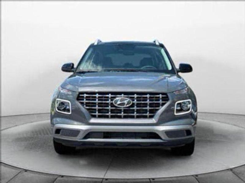 new 2025 Hyundai Venue car, priced at $24,107