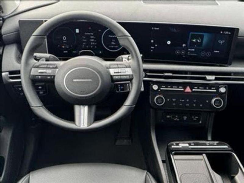 new 2025 Hyundai TUCSON Hybrid car, priced at $38,232