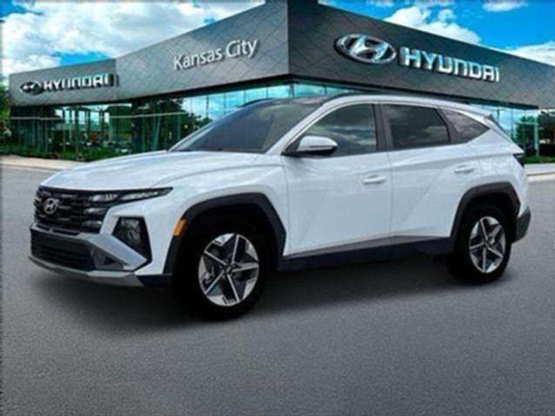 new 2025 Hyundai TUCSON Hybrid car, priced at $38,232