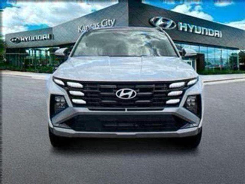 new 2025 Hyundai TUCSON Hybrid car, priced at $35,765
