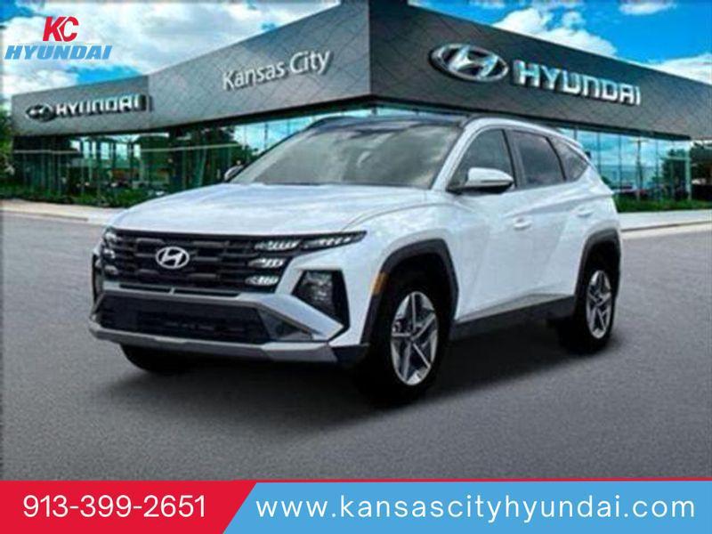 new 2025 Hyundai TUCSON Hybrid car, priced at $38,232