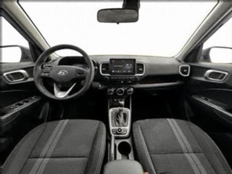 new 2025 Hyundai Venue car, priced at $24,281