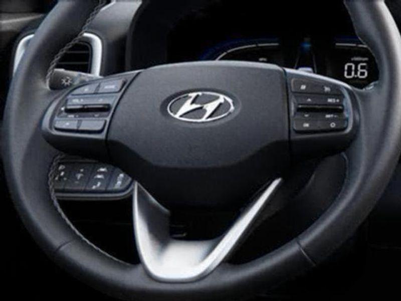 new 2025 Hyundai Venue car, priced at $23,805