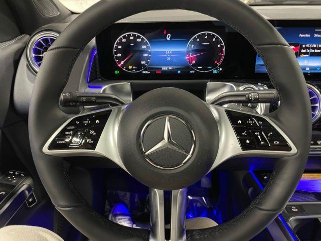 new 2025 Mercedes-Benz GLB 250 car, priced at $51,705