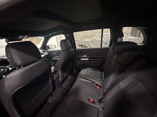 new 2025 Mercedes-Benz GLB 250 car, priced at $52,305
