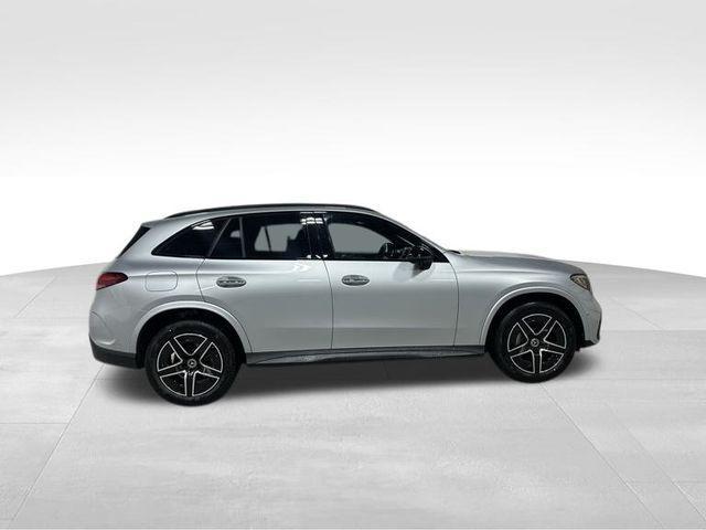 new 2026 Mercedes-Benz GLC 300 car, priced at $61,985