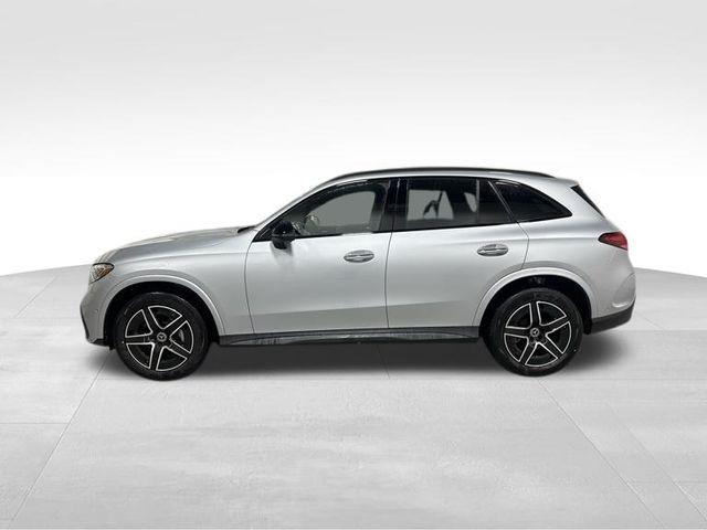 new 2026 Mercedes-Benz GLC 300 car, priced at $61,985