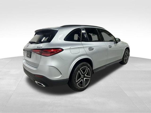 new 2026 Mercedes-Benz GLC 300 car, priced at $61,985