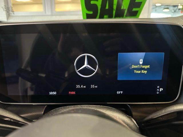 new 2025 Mercedes-Benz GLC 300 car, priced at $61,155