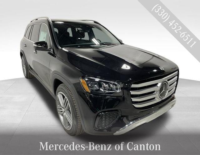 new 2025 Mercedes-Benz GLS 450 car, priced at $91,945