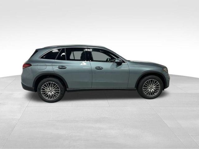 new 2026 Mercedes-Benz GLC 300 car, priced at $58,105